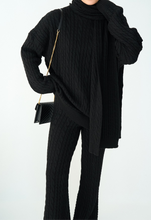 Load image into Gallery viewer, Black Knit Set With Scarf
