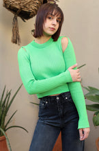 Load image into Gallery viewer, Green Ribbed Cut-Out Top - thestyleloftlb
