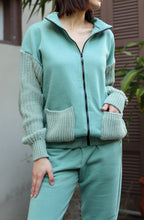 Load image into Gallery viewer, Green Knitted Set - thestyleloftlb
