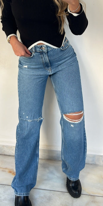 Straight Ripped Jeans